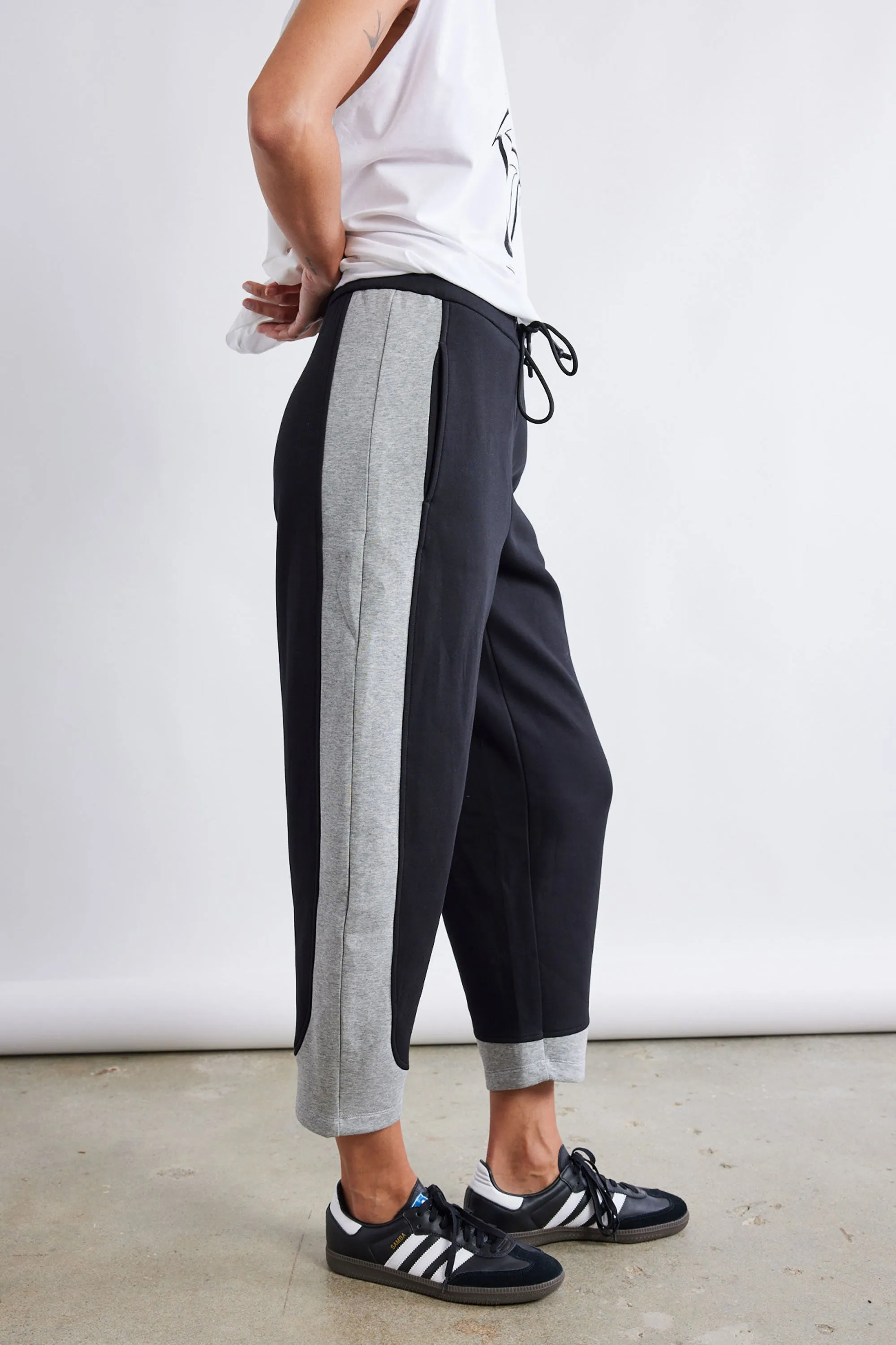 Colorblock Barrel Leg Scuba Pants