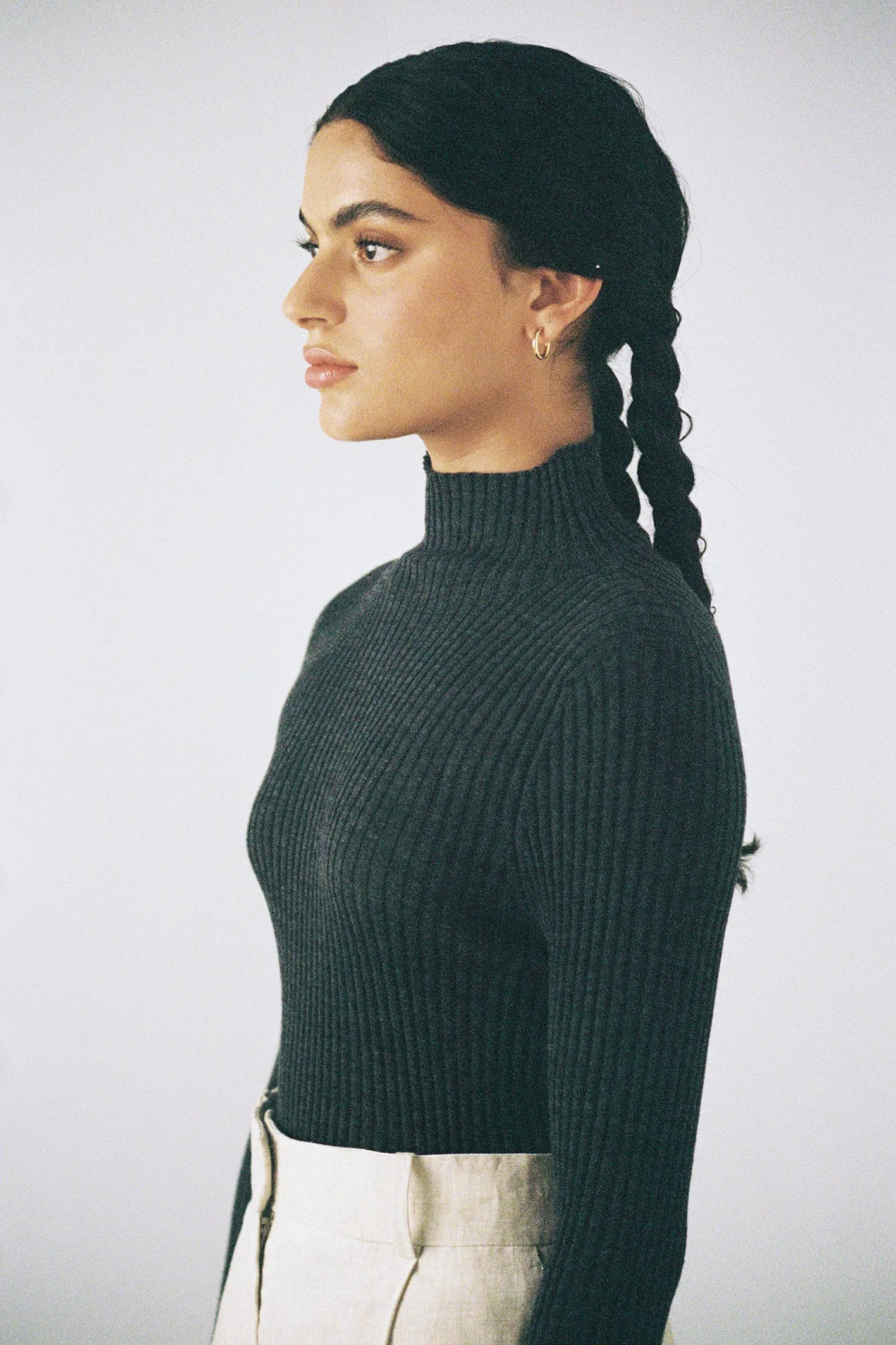 Essence Fine Turtle Neck - Black